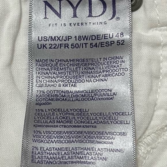 NYDJ White Women's Bermuda Shorts - Picture 5 of 6